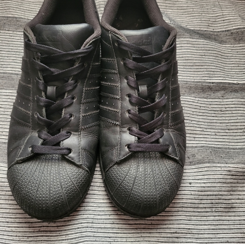 Adidas Shoes  Men's Size 10 1/2